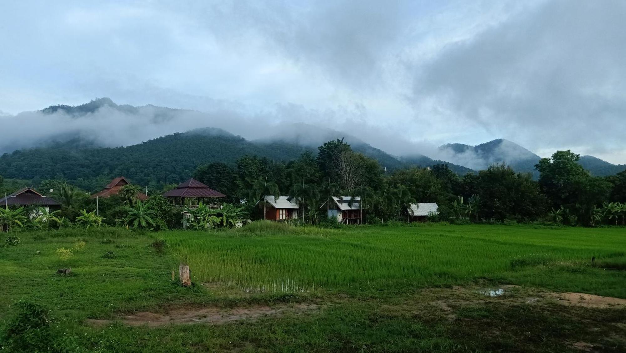 Ing Doi Guest House ปาย ภายนอก รูปภาพ